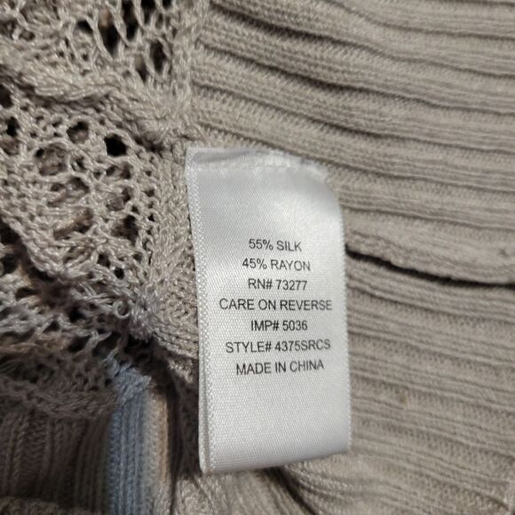 Candies Ladies Top Crochet Knit 1/2 sleeve V-Neck Pullover Cream Large - Picture 6 of 13